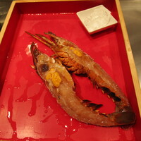 鉄板焼 しろや 銀座亭 - カットされた伊勢海老