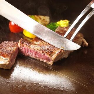 日本で唯一『幻の所沢牛』を食べられる鉄板焼屋活鮑や鰻も有