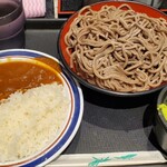 名代 富士そば - ごっついそば太麺ミニカレーセット690円