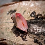 たかおか - 何といっても、金谷の鯵ですよ・・・脂が乗りすぎの鯵は苦手。程よい脂と旨み、野性味が最高♡