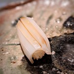 たかおか - 墨烏賊はバキッとした食感。酢橘をきゅっと絞って。