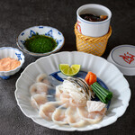 旬菜魚 藍 - 熟成された天然河豚の美味しさは想像を絶します。