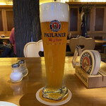 Paulaner am Thielenplatz - 無論、へフェ・ヴァイスビアも投入。