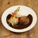 Spice curry with 6 types of vegetables & Hamburg: Comes with mini salad and soup