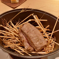 RISTORANTE IL NODO - 「北海道蝦夷豚ヒレ肉　畑の稲藁、麦藁」