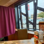 焼肉 徳寿 - 窓からの風景