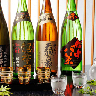 There are around 20 types of sake ranging from delicious to super dry! There are 3 types of sweet potatoes