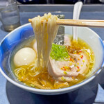 うずとかみなり - 自家製麺の中細ストレート麺