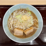 らーめん たいざん - 【限定】大麺(麺半分)(950円)