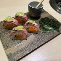 西麻布けんしろう - 厳選黒毛和牛と松茸のけんしろう巻鮨