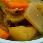 ゑびす - 肉に人参、こんにゃくにいんげん、と