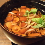 ろばた - 米粉うどんとキノコの椀