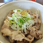 Suzuya - ■鈴屋の出汁牛丼 お刺身盛り合わせセット