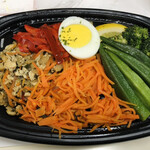 成城石井 - 料理写真:野菜一杯ガバオライス