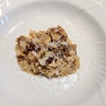 La Brianza - ポルチーニ茸のリゾット。たっぷりポルチーニ茸すっごく贅沢だわ〜＼(^o^)／秋のご馳走素晴らしい機会ありがとうございます☆ お米との絡みや味わいも程よく本当に美味しかったな～(^^)