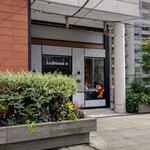 La Brianza - 1年前から私の誕生日を覚えて下さっていたそうで申し出なくても考えていたとお聞きし、何とも何とも有り難く心に染み入りました(泣)(;_;) ますますファン度が増し増し♡ 引き続き通います!!