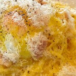 #NOCA inami Farm to Table - カルボナーラはすごく濃厚な味なので
      卵黄が味をマイルドにしてくれてるねぇ( •̀∀•́ )✧