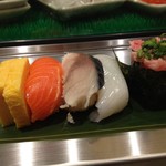 寿司 魚がし日本一 - 晩酌セット：ねぎとろ、いか、〆さば、サーモン、玉子。2013年4月
