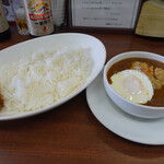 Cafe de Curry - チキン、温玉