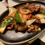 威南記海南鶏飯 - 牛肉の黒胡椒炒め