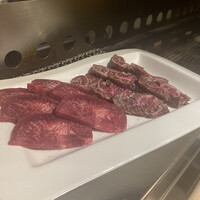 赤身焼肉 かるびあーの 新橋店 - 