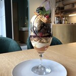 菓子屋 月ノ葉 - パルフェ　リュネフュイユ（栗）