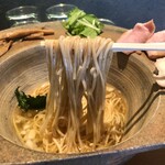 拉麺 成 - 