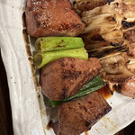 やきとり 小柳 地下店 - この厚み！！