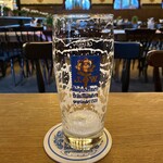 Augustiner-Keller - 瞬く間にグラスは蒸発する
