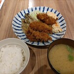 とんかつ小田保 - カキミックス定食ごはん半分