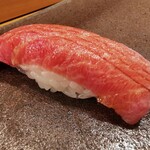 Sushi Kan - 中とろ