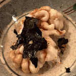 木挽町 とも樹 - 白子を軽く炙ってシャリの乗っけました。
