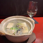 和酒bar Tae - 牡蠣豆腐の小鍋