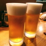 どんつき左 - どんつき左　乾杯はビール