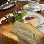 トリコロール 本店 - 