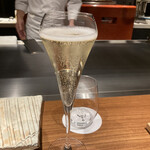 Beef Atelier うしのみや東京 - 一杯目のRMのシャンパーニュ