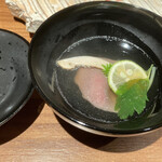 Beef Atelier うしのみや東京 - 先吸い　Open後。松茸と酢橘が良いですー！