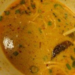 ジムジュム - スープは完全にタイカレーのよう！