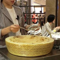 世界のワイン博物館 グランフロント大阪店  - チーズリゾット＠チーズなんで焦げてるの？と思ったら・・・