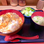 Akita Hinai Jidori Kisuke - 親子丼(並盛) 1,200円