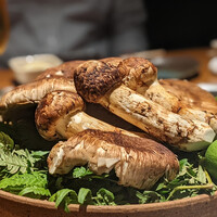 蕃 YORONIKU - 