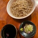 Butano Sakaba To Yonakano Sobato Maruishi - ひやだし蕎麦