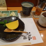 鮨 おさむ - ほうじ茶と甘夏のゼリー