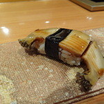 鮨 おさむ - 追加でお願いした蒸しアワビ