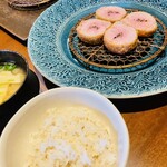 空蝉亭 - 千葉県産林SPF ヘレかつ160g、麦飯、お味噌汁