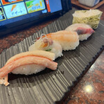 Meguru Toyamawan Sushi Tama - 本日の5種（ズワイガニ・かわはぎ・甘エビ・かんぱち・白エビ）