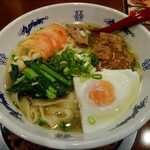 海龍宮 重慶火鍋 - 塩味濃湯牛肉麺