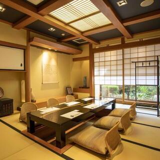 千葉駅北口より1分の、一軒家タイプの和情緒に富んだ空間