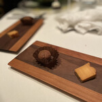 マレッタ - プティ・スイーツ（キャラメル系チョコとミニラスク）