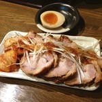 麺屋なごみ - かなり厚切りチャーシュー